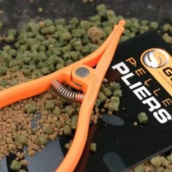 Coarse & Match Guru Pellet Pliers
